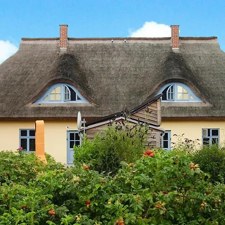 Ferienhaus In Mit Garten